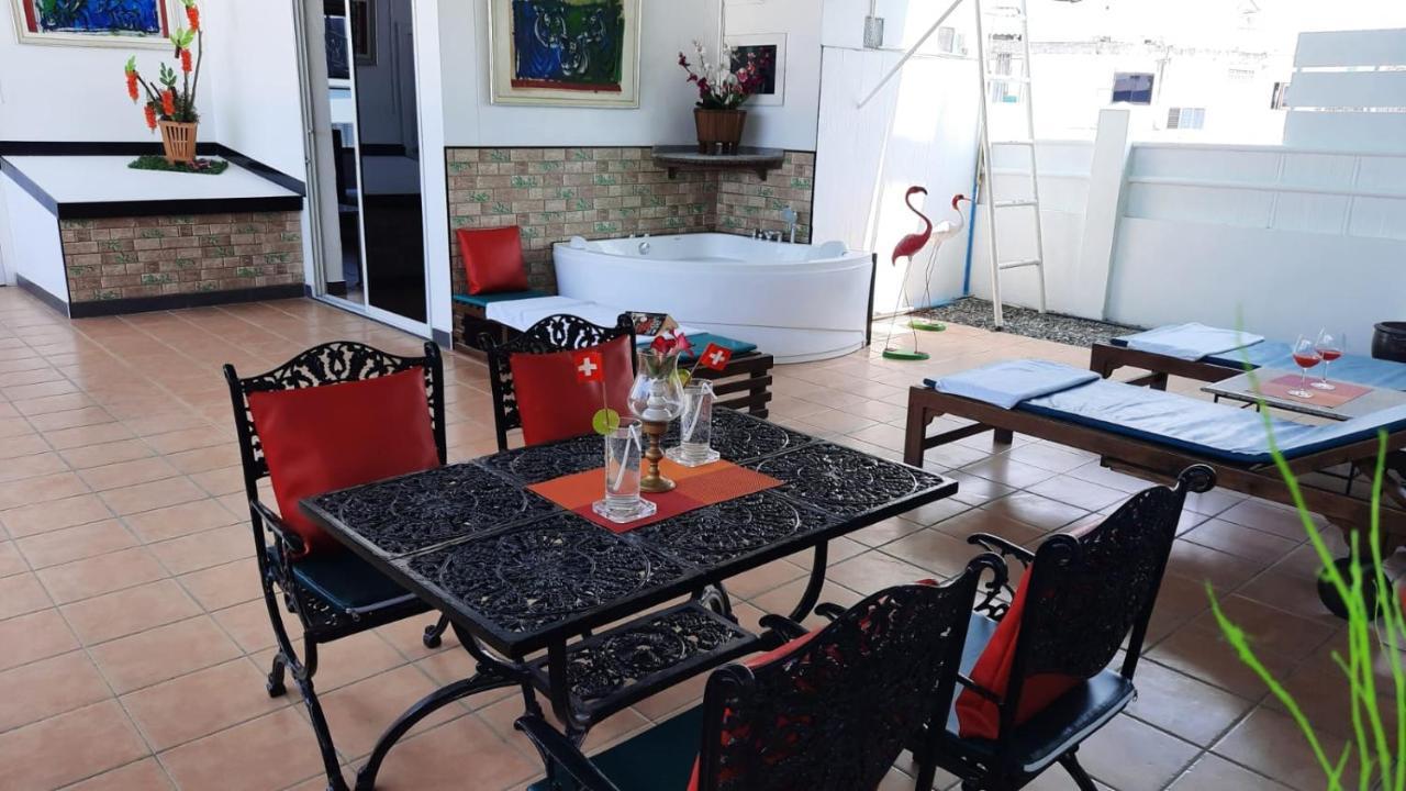 Swiss Food Restaurant And Room For Rent Pattaya Exterior foto