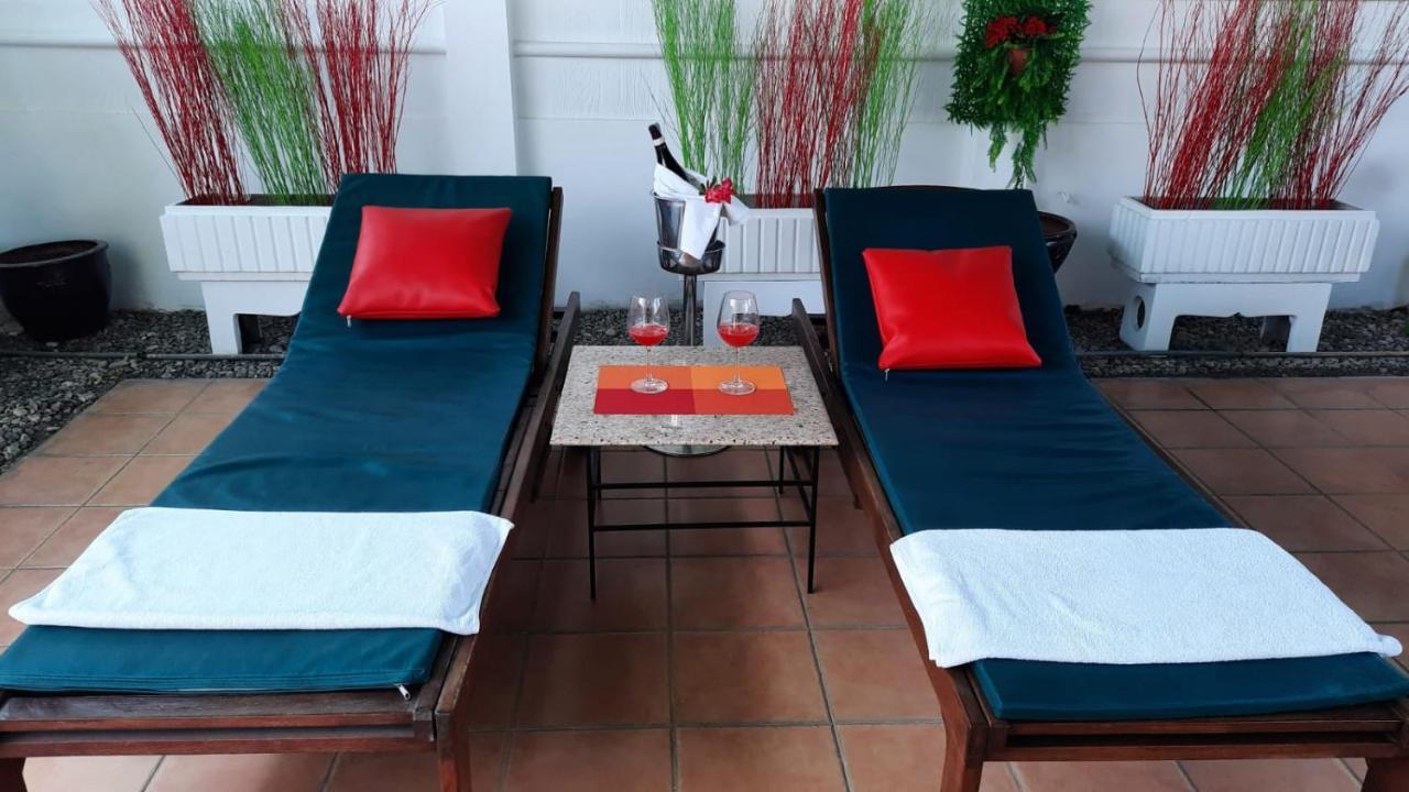 Swiss Food Restaurant And Room For Rent Pattaya Exterior foto