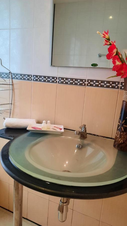 Swiss Food Restaurant And Room For Rent Pattaya Exterior foto